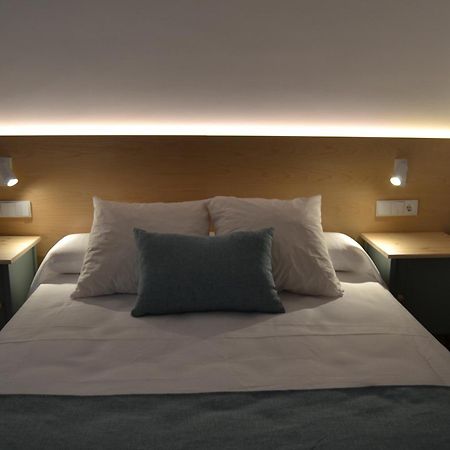 Hotel Oasis Conil De La Frontera Bagian luar foto