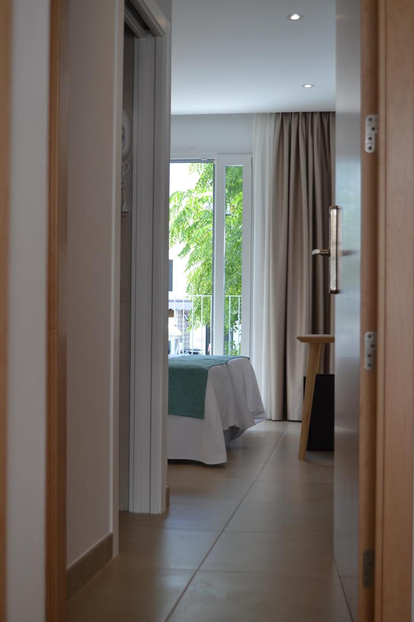 Hotel Oasis Conil De La Frontera Bagian luar foto