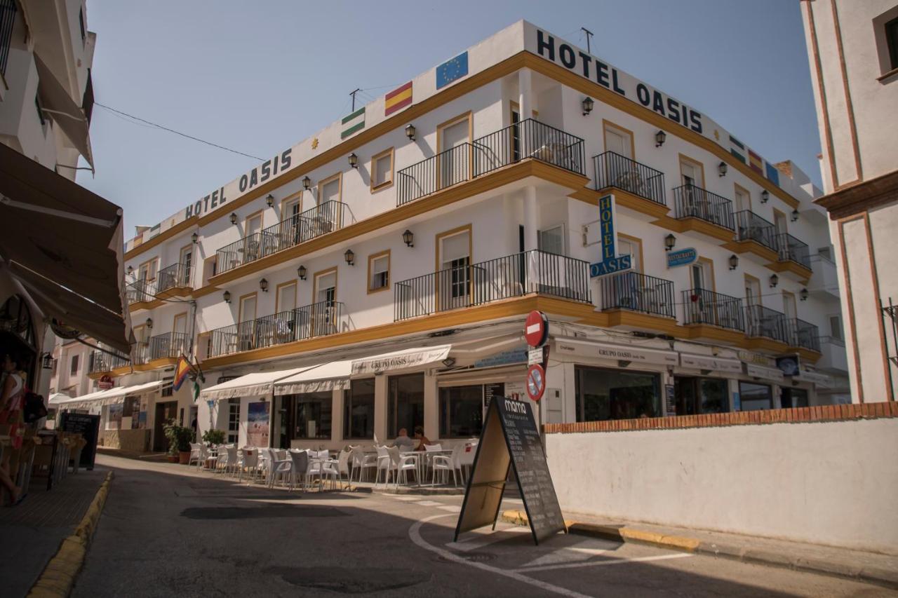 Hotel Oasis Conil De La Frontera Bagian luar foto