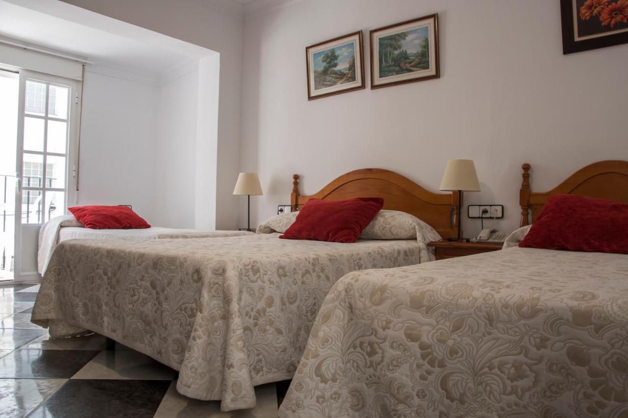 Hotel Oasis Conil De La Frontera Bagian luar foto